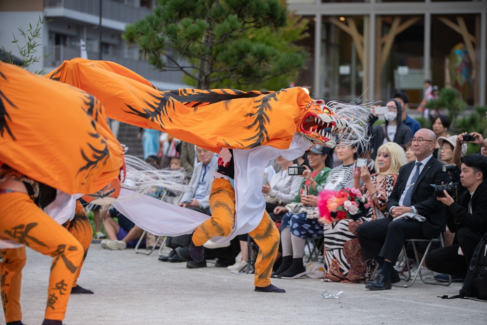 “Experience the Roots of Taiko Performing Arts: The Treasure Trove of Local Arts in Iwate and the Sanriku International Arts Festival”
